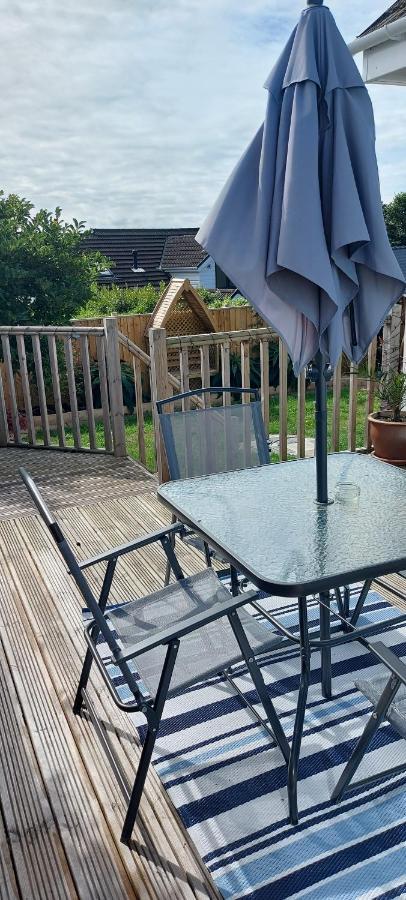 Sea Crest, Beautiful Home In Tenby With Sea Views 외부 사진